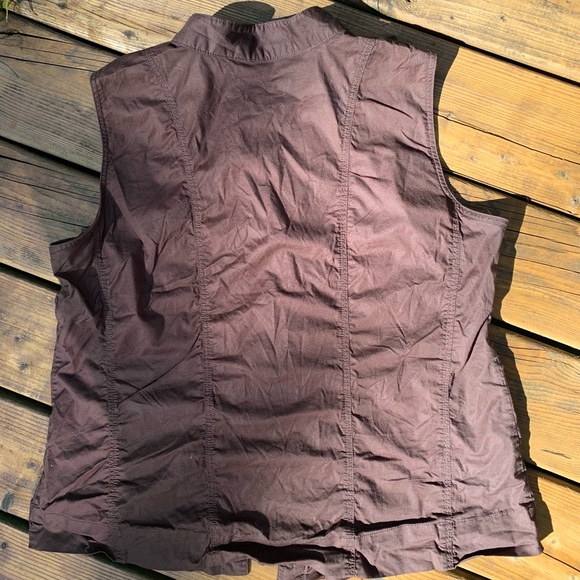Additionnelle Brown Sleeveless Vest - Picture 3 of 5